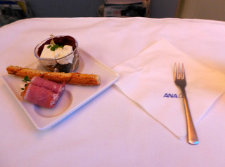 ������Ǥ�売���ܤε��� - �������֣Σȣ���������--ANA BUSINESS CRADLE(787����)�פΥӥ��ͥ����饹