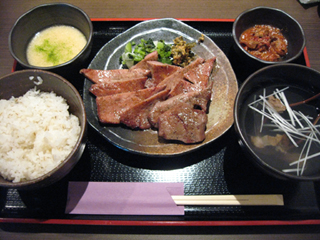 恵比寿・仙台名物牛たん焼き「宗太郎(むねたろう)」