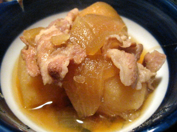 たん焼 忍(しのぶ)の「肉じゃが」