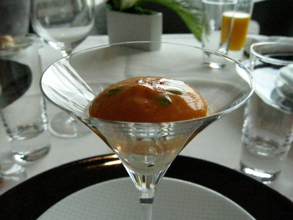 マンダリンオリエンタルホテル東京の「Signature French Inspired Dining」でフレンチランチを食す!