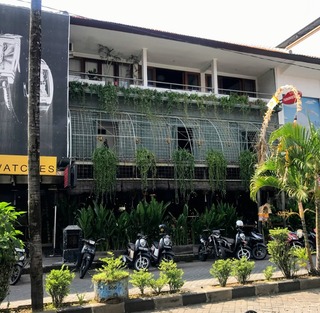 �ǥ��� ���ե� ���� ����������Dulang Kafe Kuta Square�� @Bali��Kuta