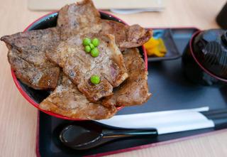 ����Ч�Τ֤��Ϥ��פ��ӹ�̾ʪ����Ч�򿩤��� �����󥬥ݡ��롦���󥳡���