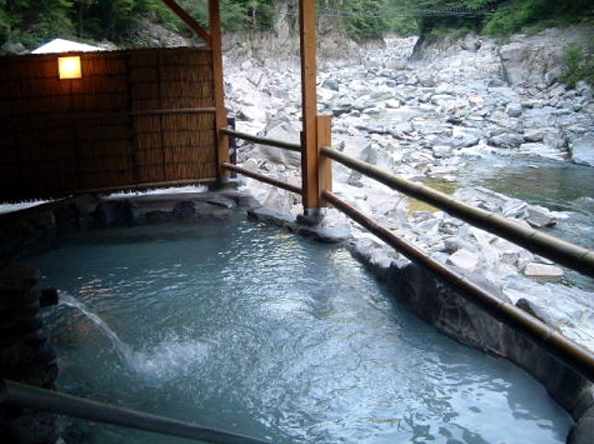 日本三大秘境の景観を楽しめる名湯「ホテル祖谷温泉」