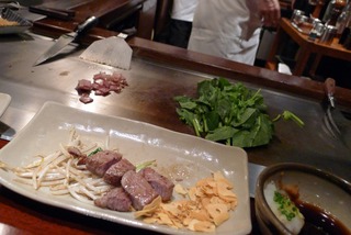 広島牛の鉄板焼きの老舗「味味亭」 @広島