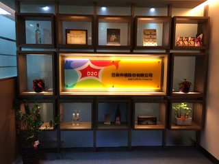 �ģ���ˬ�� ������