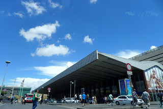 ナポリからローマへ--Eurostar Italia「AU9536」便