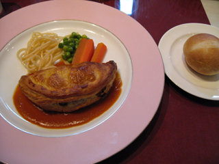 箱根「ROI(ロア)」でランチを食す!