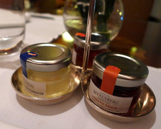 ��åĥ�����ȥ�Ρ֥������ӡ��饦�󥸡פ������µ��С������򿩤��� ���ޥ졼��������������ס���