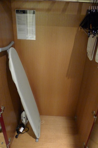 ������ȥ� �ե�󥯥ե�� �����ݡ��� �ۥƥ� ����� ����ե���� ���󥿡� (Sheraton Frankfurt Airport Hotel & Conference Center)
