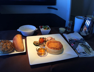 ������Ǥ�壸���ܤε��� --���ܹҶ��֣ʣ̣���������--SKY SUITE 777(��������������777)��
