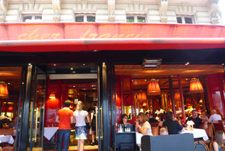 エッフェルの見えるブラッスリー「シェ・フランシス（Chez Francis）」 ＠パリ