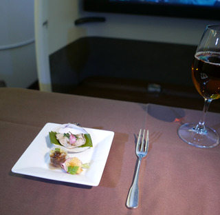 ������Ǥ�壹���ܤε��� --���ܹҶ��֣ʣ̣���������--SKY SUITE 777(��������������777)��