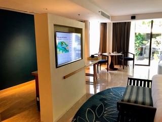 �Ҽ� @�� ���ǥ����� �Х� ����Х��(Le Meridien Bali Jimbaran)