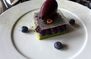 �ե����쥹�ȥ��֥롦�ե������ȡ�Le First�ˡ� ��The Westin Paris