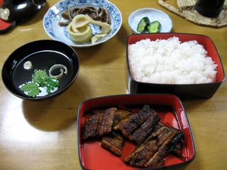 四国・四万十川の天然鰻を食す!愛媛県の広見川の天然鰻専門店「末廣 (末広 すえひろ)」