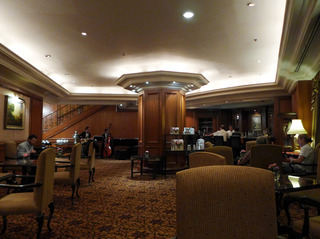 ��åĥ�����ȥ�Ρ֥������ӡ��饦�󥸡פ������µ��С������򿩤��� ���ޥ졼��������������ס���