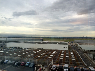 ������ȥ󡦥ѥꡦ�����ݡ��ȡ��ۥƥ롦�����롦�ɡ��������Sheraton Paris Airport Hotel Charles de Gaulle��