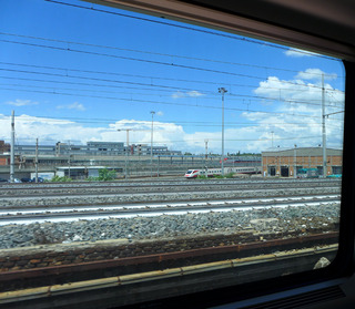 ナポリからローマへ--Eurostar Italia「AU9536」便