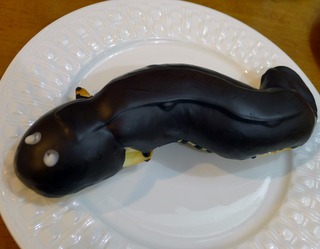 丑の日ということで、「う〜なぎチョコパン」 @セブンイレブン