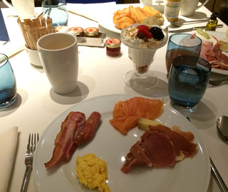 ������ȥ󡦥ѥꡦ�����ݡ��ȡ��ۥƥ롦�����롦�ɡ��������Sheraton Paris Airport Hotel Charles de Gaulle��
