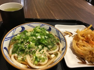 讃岐うどん戦争「丸亀製麺」vs「たも屋」vs「麦まる」 @ジャカルタ