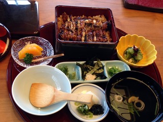 愛媛・松山全日空ホテルの雲海の鰻櫃まぶし