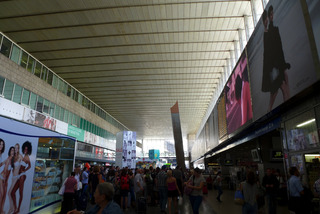 ナポリからローマへ--Eurostar Italia「AU9536」便