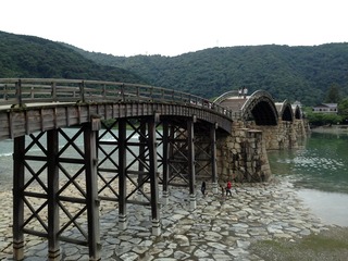 ���Ӷ� ������