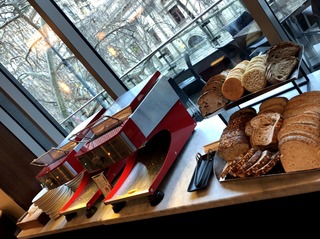 �������ƥ��󡦥��ܥ���The Westin Melbourne��ī���� ��Allegro Restaurant