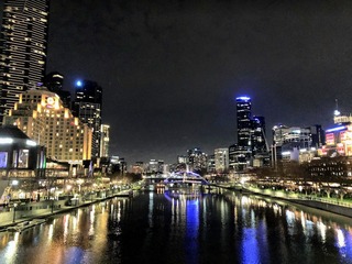 ���ܥ��δѸ�̾������ܥ�󡦥������ȥ�ꥢ