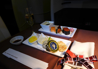 ������Ǥ�壹���ܤε��� --���ܹҶ��֣ʣ̣���������--SKY SUITE 777(��������������777)��