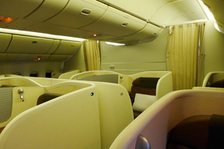 ������Ǥ�壵���ܤε��� --���ܹҶ��֣ʣ̣���������--SKY SUITE 777(��������������777)�פΥե������ȥ��饹