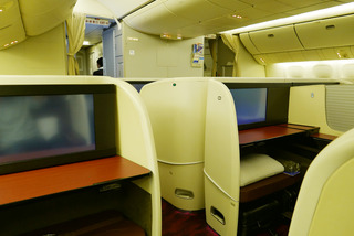���㥫�륿��Ǥ�壱�����ܤε��� --���ܹҶ��֣ʣ̣���������--SKY SUITE 777(��������������777)��