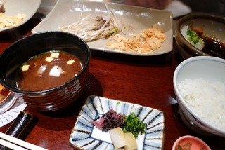 広島牛の鉄板焼きの老舗「味味亭」 @広島