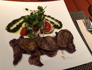 ジャカルタで一番高層で高価な「SKYE Bar & Restaurant」 @ジャカルタ・タムリン