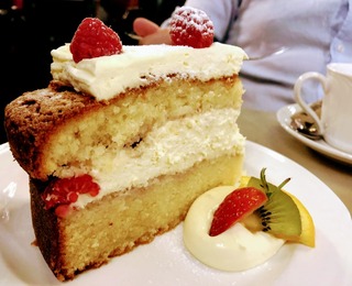 �ܳ�Ū�ƥ����롼���HOPETOUN Tea Rooms�� �����ܥ�󡦥������ȥ�ꥢ