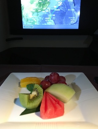 ���㥫�륿��Ǥ�壱�����ܤε��� --���ܹҶ��֣ʣ̣���������--SKY SUITE 777(��������������777)��