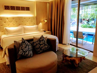 19���ܤ�Bali @�ե��� �ݥ���� �Х� ������ȥ� �Х� ������Four Points by Sheraton Bali Kuta��