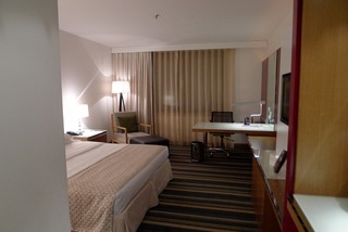 ������ȥ� �ե�󥯥ե�� �����ݡ��� �ۥƥ� ����� ����ե���� ���󥿡� (Sheraton Frankfurt Airport Hotel & Conference Center)