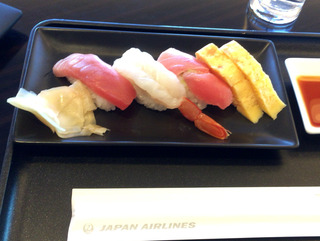 ������Ǥ�壳���ܤε��� - ���ܹҶ���JL729���ؤΥӥ��ͥ����饹