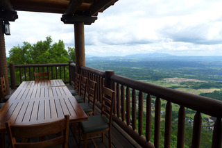 Highlands Prime Steakhouse @フィリピン・タゲイテイ