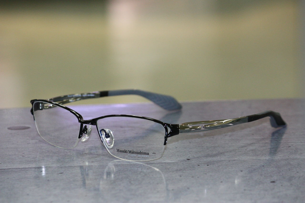 マサキマツシマ タイプ アクション : キクヤメガネ サンロード店
