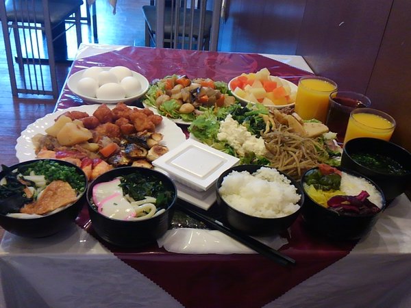 画像あり ダルビッシュが中西学の朝食の量にビビる つー速