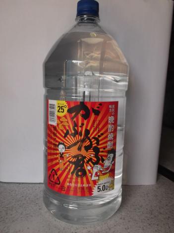 ガブガブ君とかいう五リットル00円で買えるコスパ最強の酒ｗｗｗｗｗｗｗｗｗｗｗｗｗｗｗｗｗｗｗｗ つー速