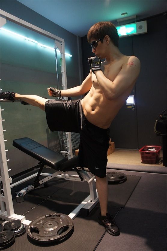 画像あり Gacktの肉体美にファンうっとり 無敵のシックスパック つー速 画像あり Gacktの肉体美にファンうっとり 無敵のシックスパック つー速