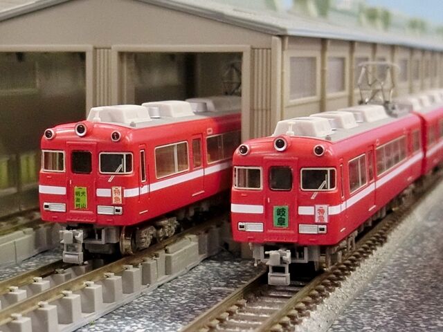 30352>名鉄7700系白帯車(妻面窓無し)基本2両編成セット(動力 30352>名鉄7700系白帯車(妻面窓無し)基本2両編成セット(動力
