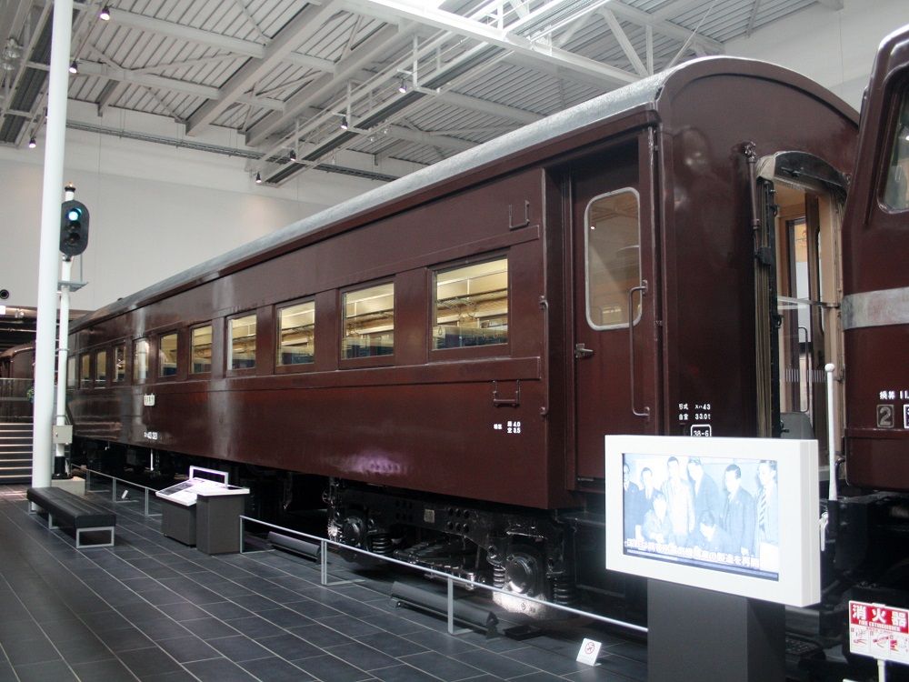旧国鉄客車 車内製造銘板 新潟鐵工所 金属板 製造銘板車内銘板