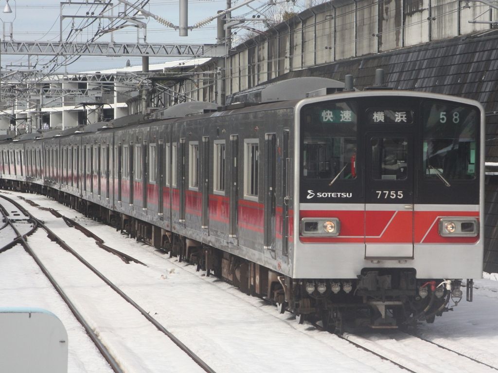 相鉄 雪景色その1 横浜西部急行の備忘録2 きまぐれ鉄道日記帳n