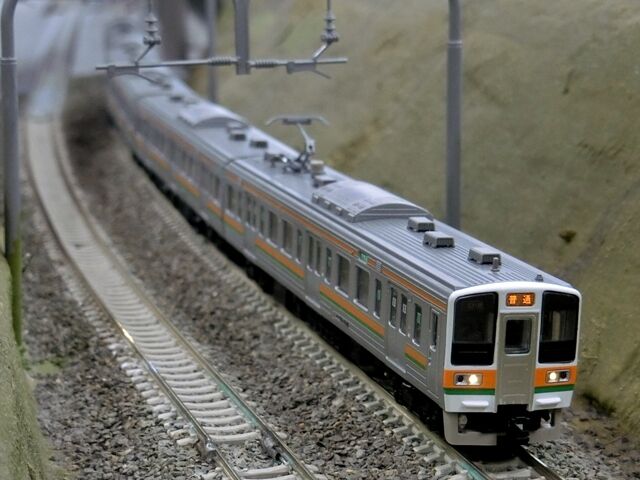 TOMIX改 211-1000系 : 横浜西部急行の備忘録2(きまぐれ鉄道日記帳N) TOMIX改 211-1000系 : 横浜西部急行の備忘録2(きまぐれ鉄道日記帳N)