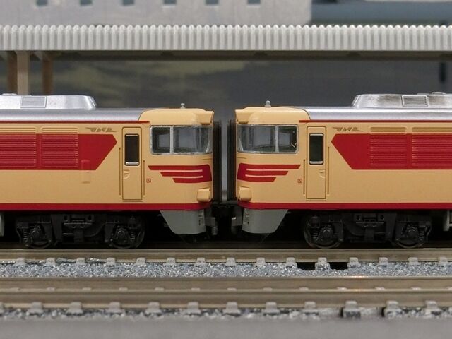 KATO キハ181系(初期形) : 横浜西部急行の備忘録2(きまぐれ鉄道 KATO キハ181系(初期形) : 横浜西部急行の備忘録2(きまぐれ鉄道